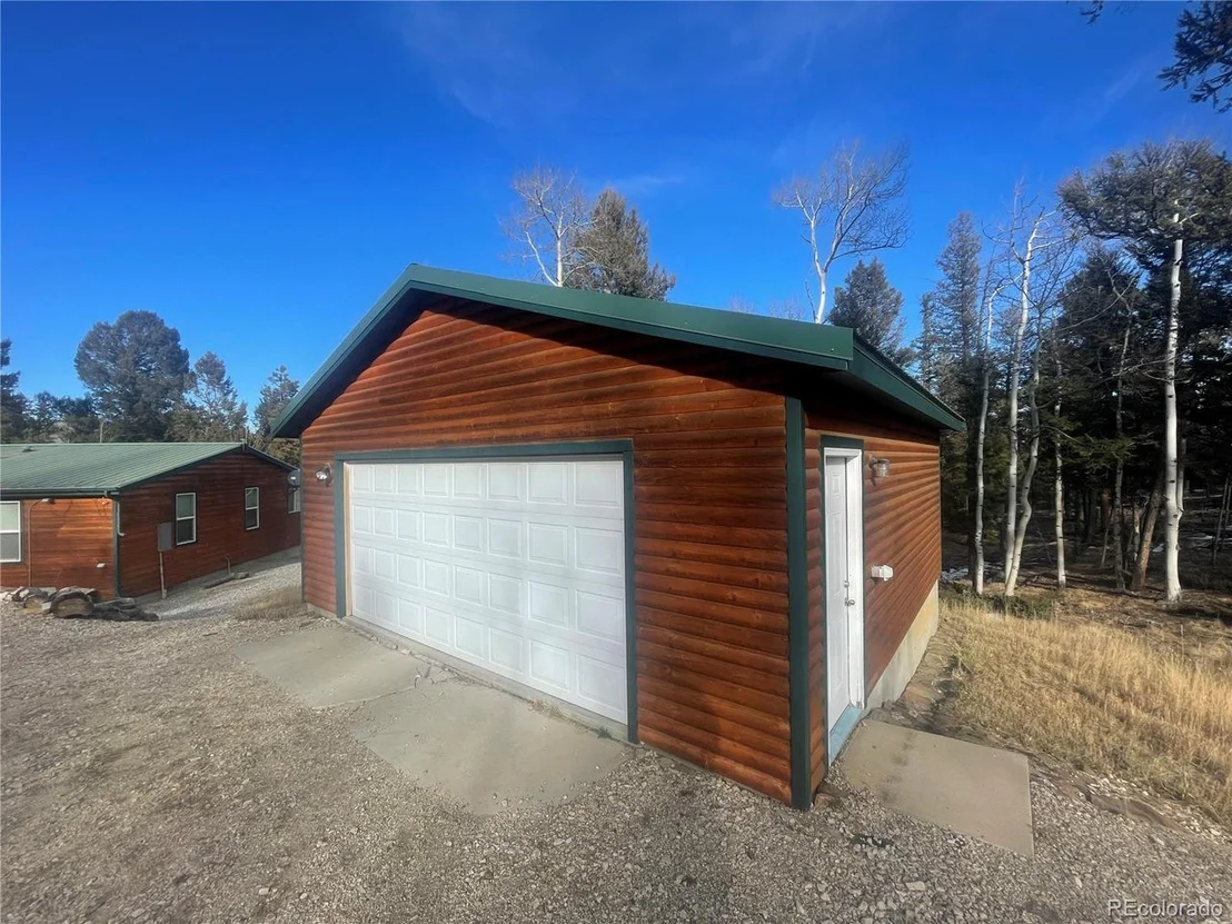 Photo of 663 Bellows Rd