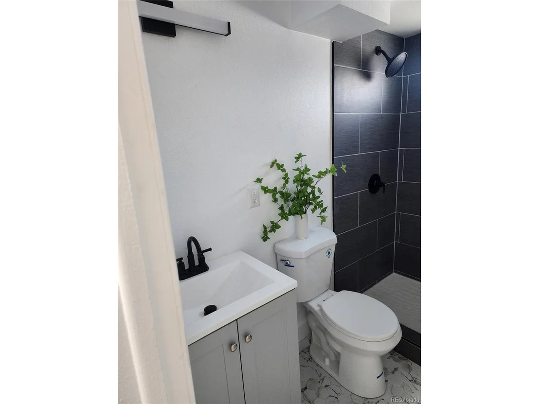Photo of 7956 Joan Dr