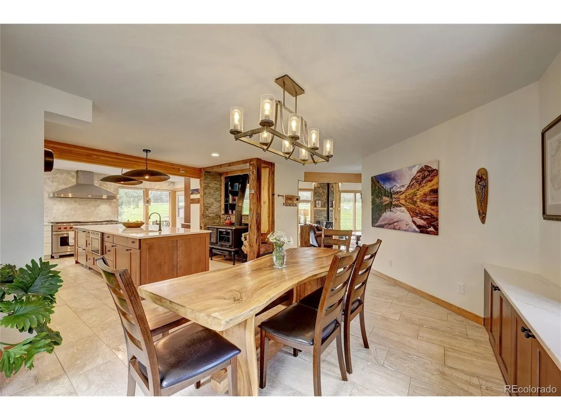 Photo of 6331 Bluebell Ln