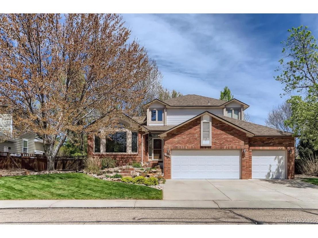 Photo of 2245 Bluebird Dr