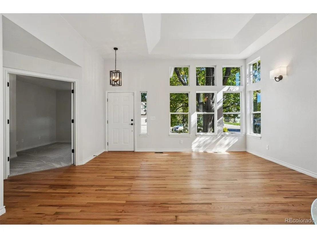 Photo of 1148 Chestnut Dr
