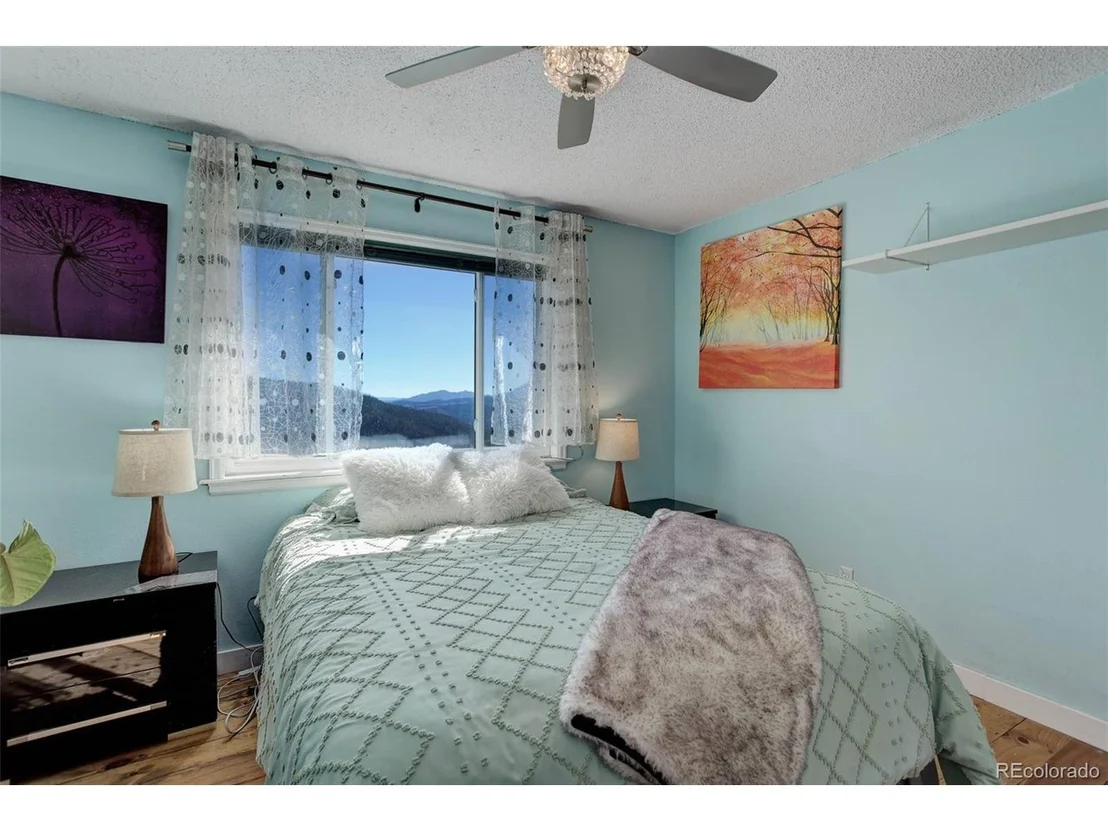 Photo of 98 Teal Ln