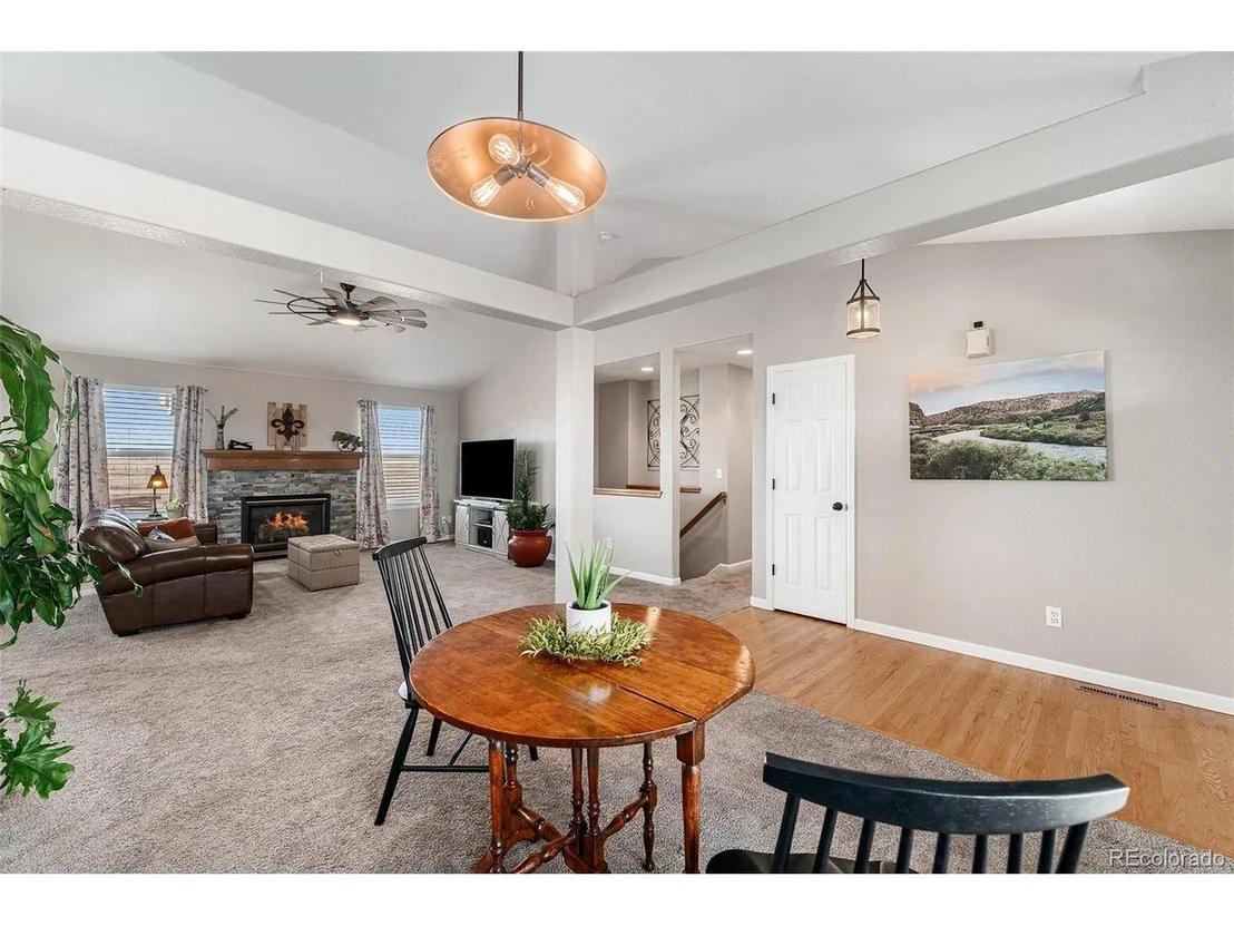 Photo of 7150 Sunset Ave