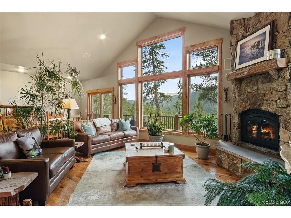 Photo of 314 Coronet Dr