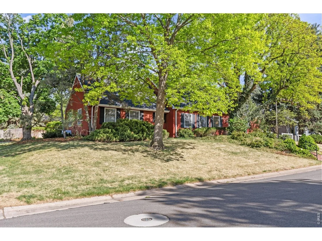 Photo of 1904 26th Ave