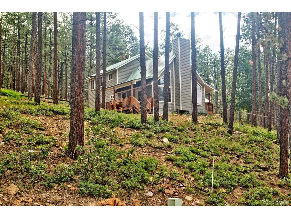 Photo of 370 Hillside Dr