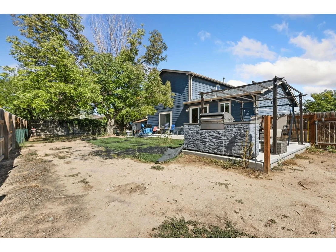 Photo of 627 Ash Ave
