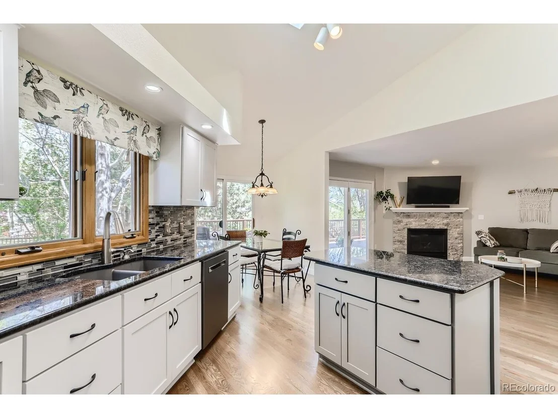Photo of 2245 Bluebird Dr