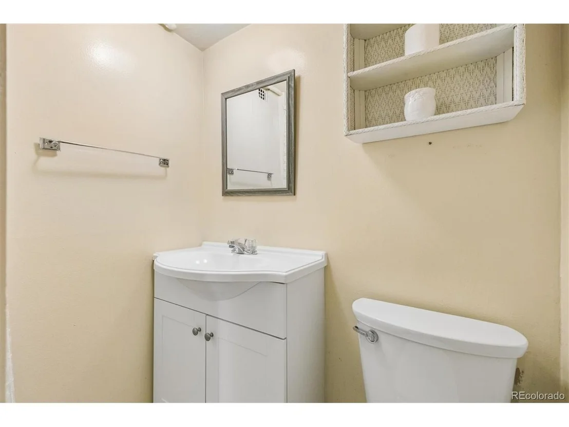 Photo of 6 Ivy Ln
