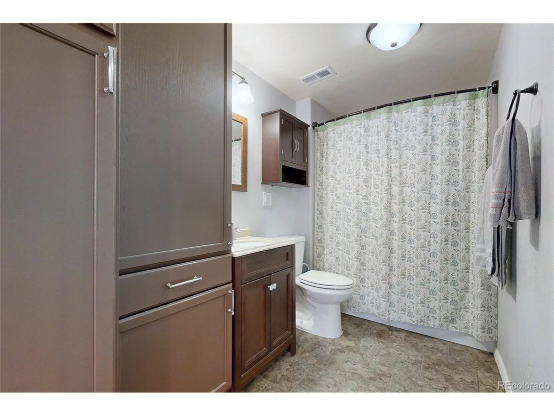Photo of 3173 50th Ave