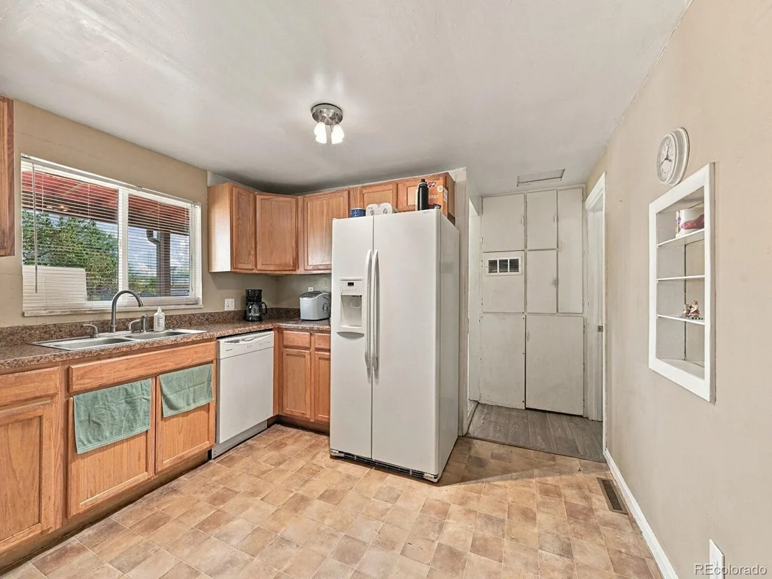 Photo of 7000 Grape St