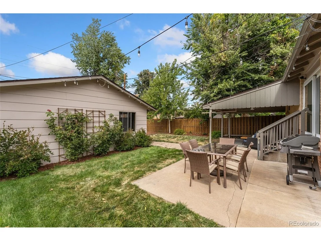 Photo of 1263 Elm St