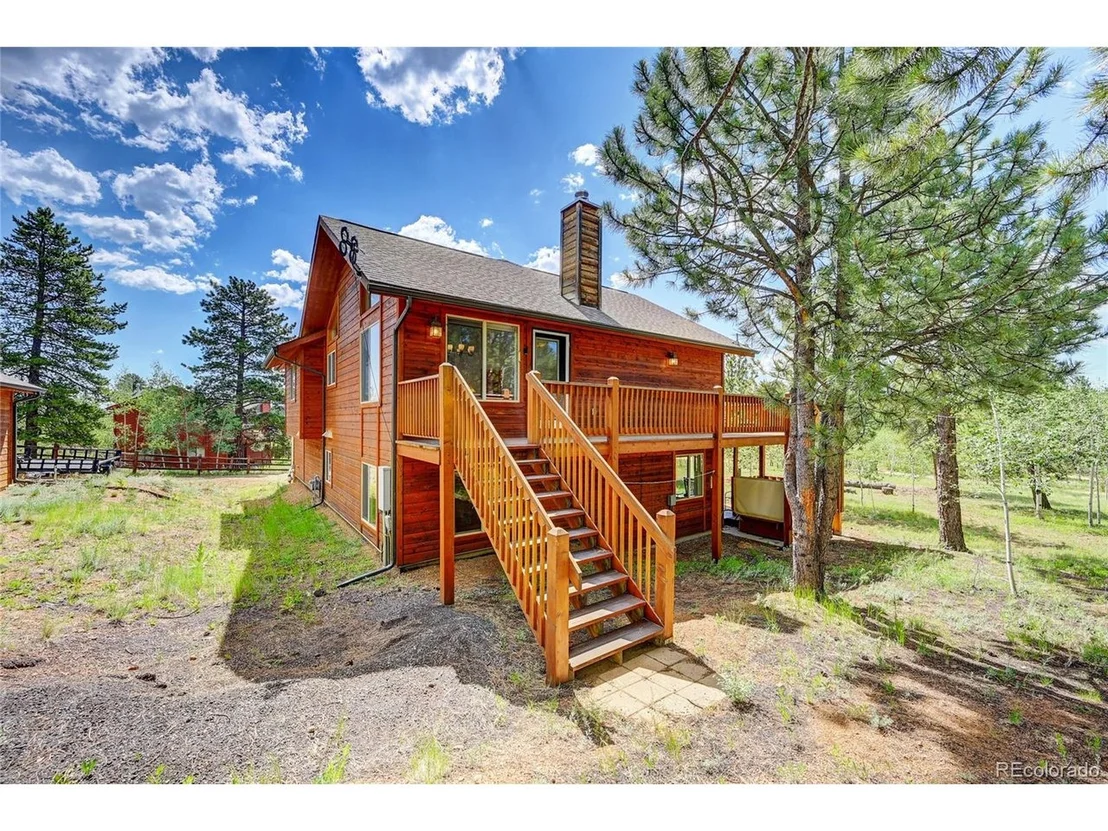 Photo of 111 Mount Evans Dr