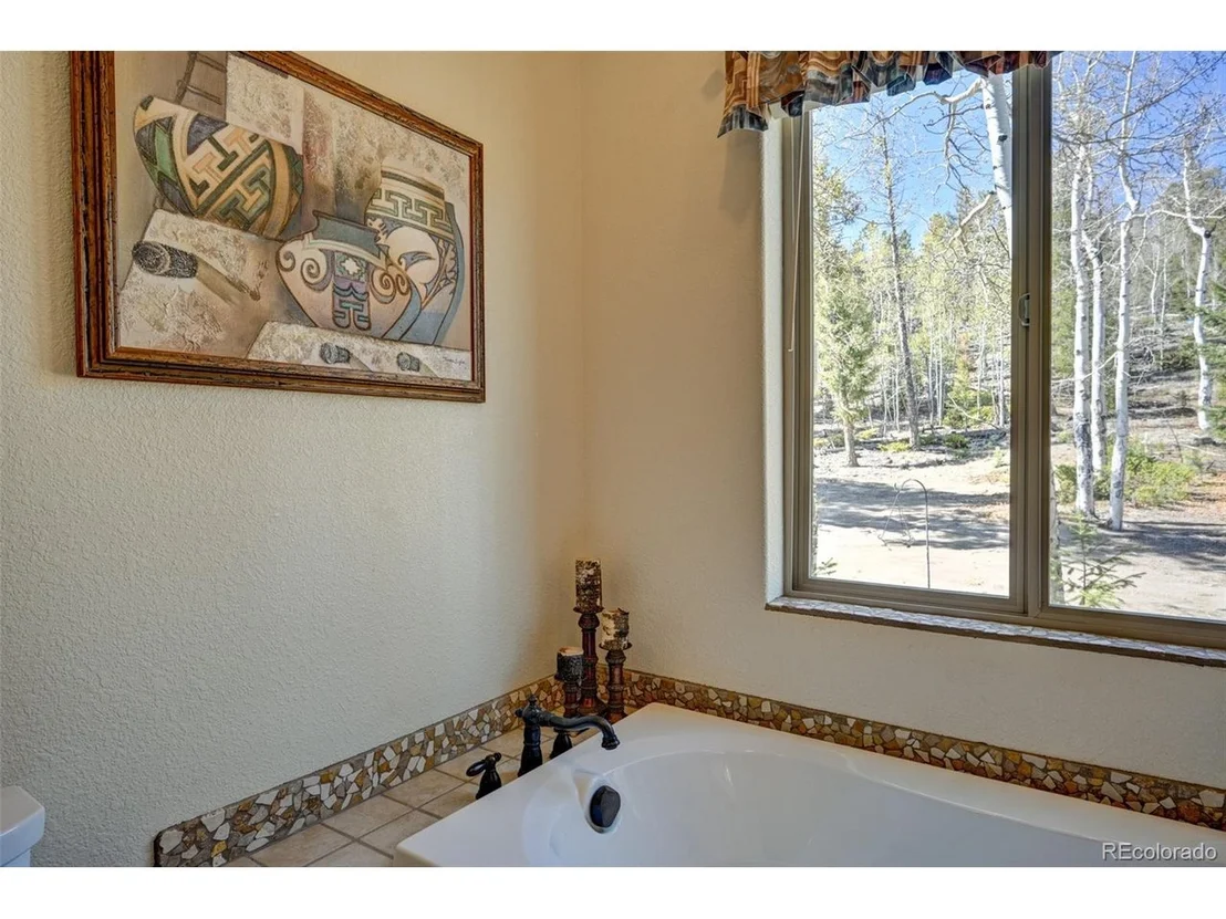 Photo of 1136 Bellows Rd