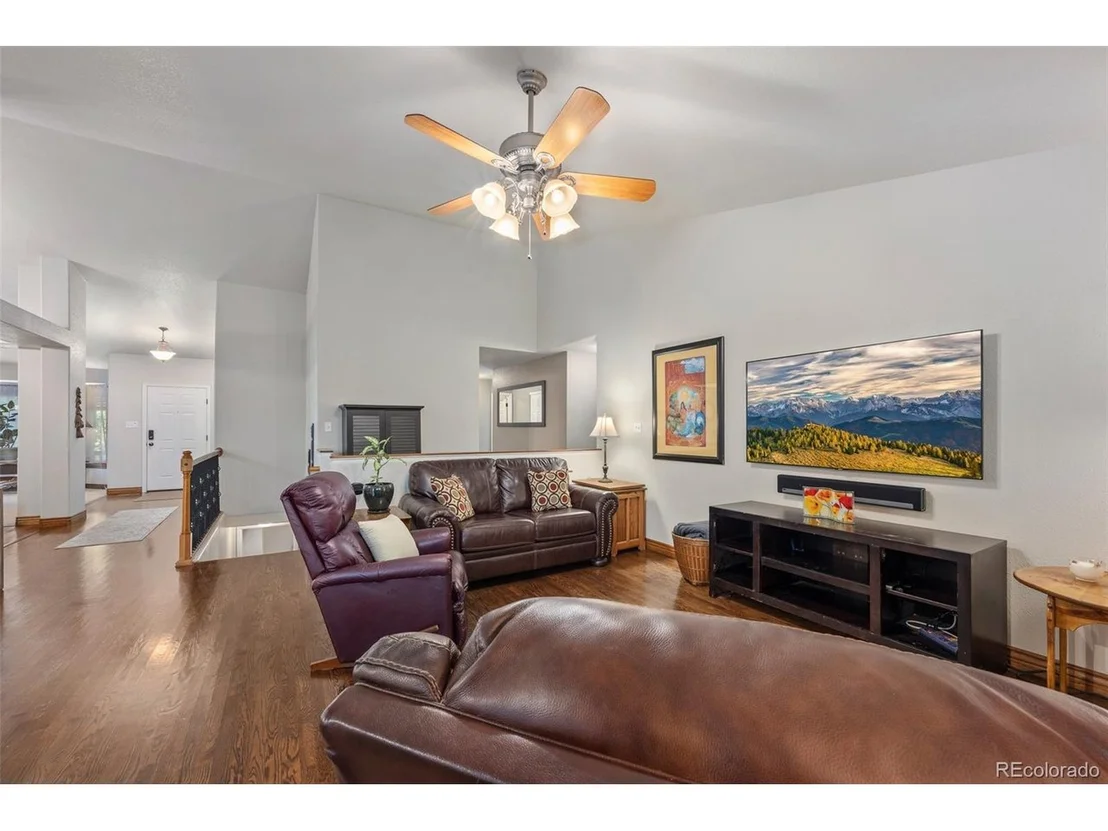 Photo of 6758 Sunburst Ave
