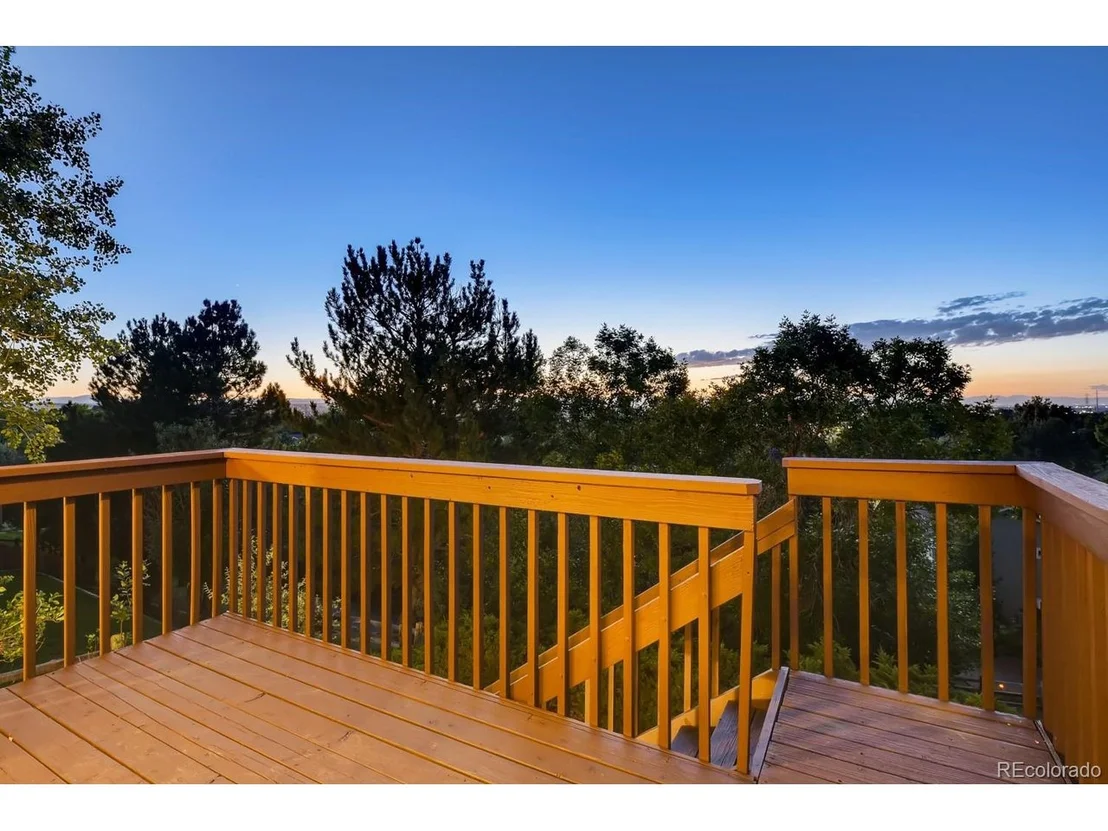 Photo of 11623 Laurel Ln