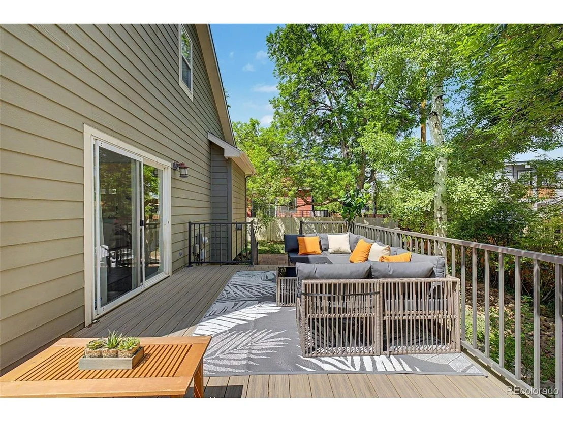 Photo of 1284 Elder Ave