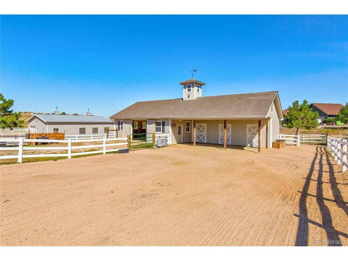 Photo of 46186 Needleleaf Ln