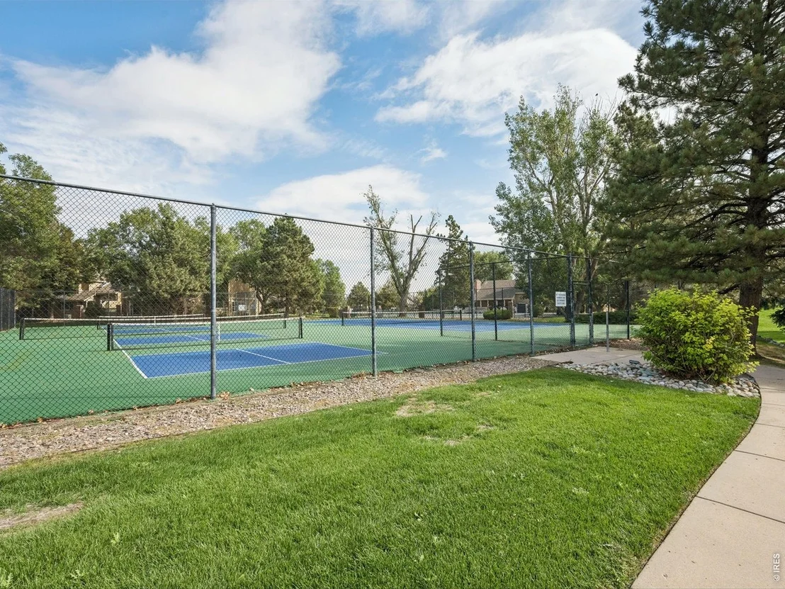 Photo of 9857 Grove Cir