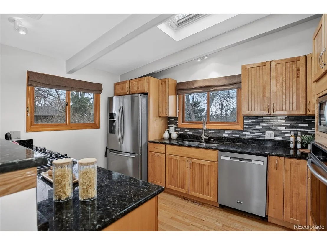 Photo of 2795 Vassar Dr
