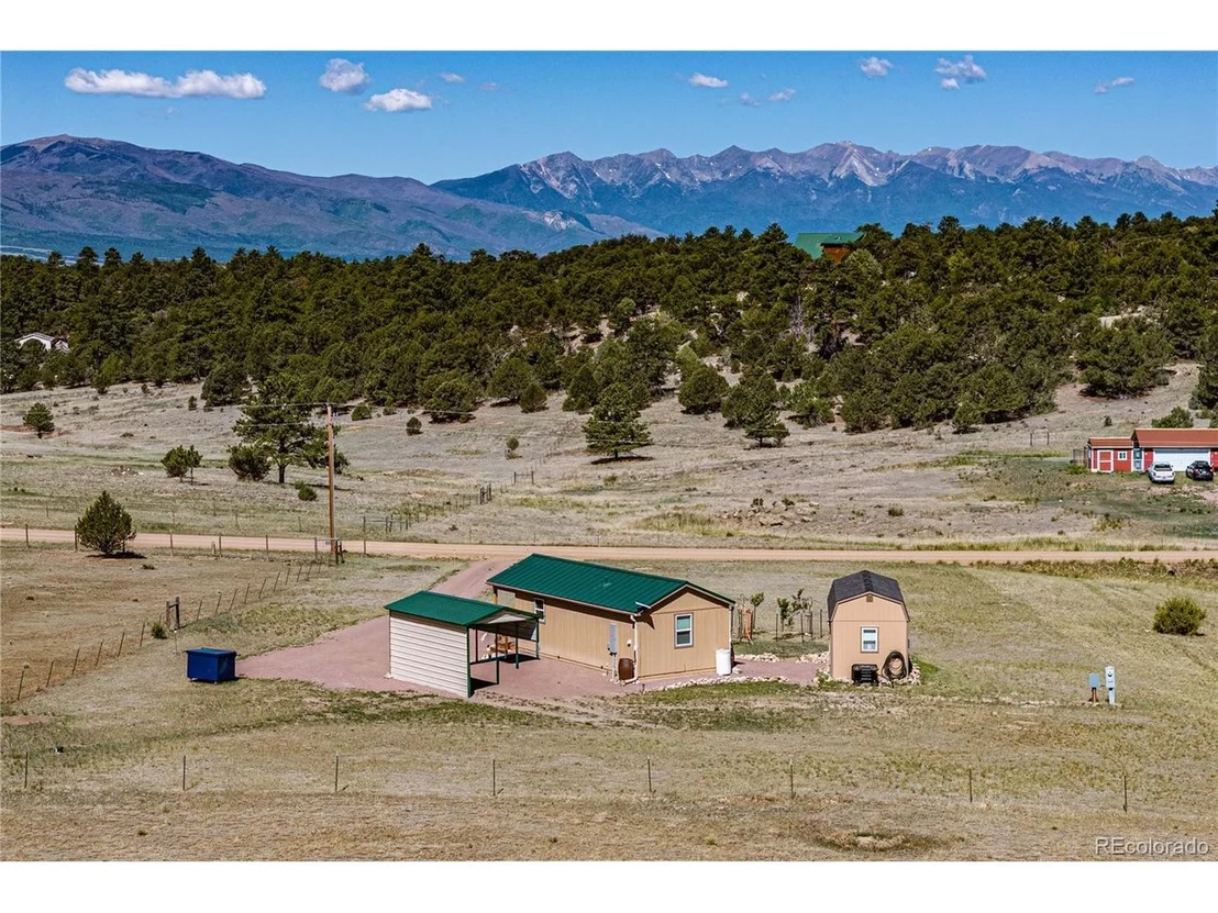 Photo of 612 15th Trl