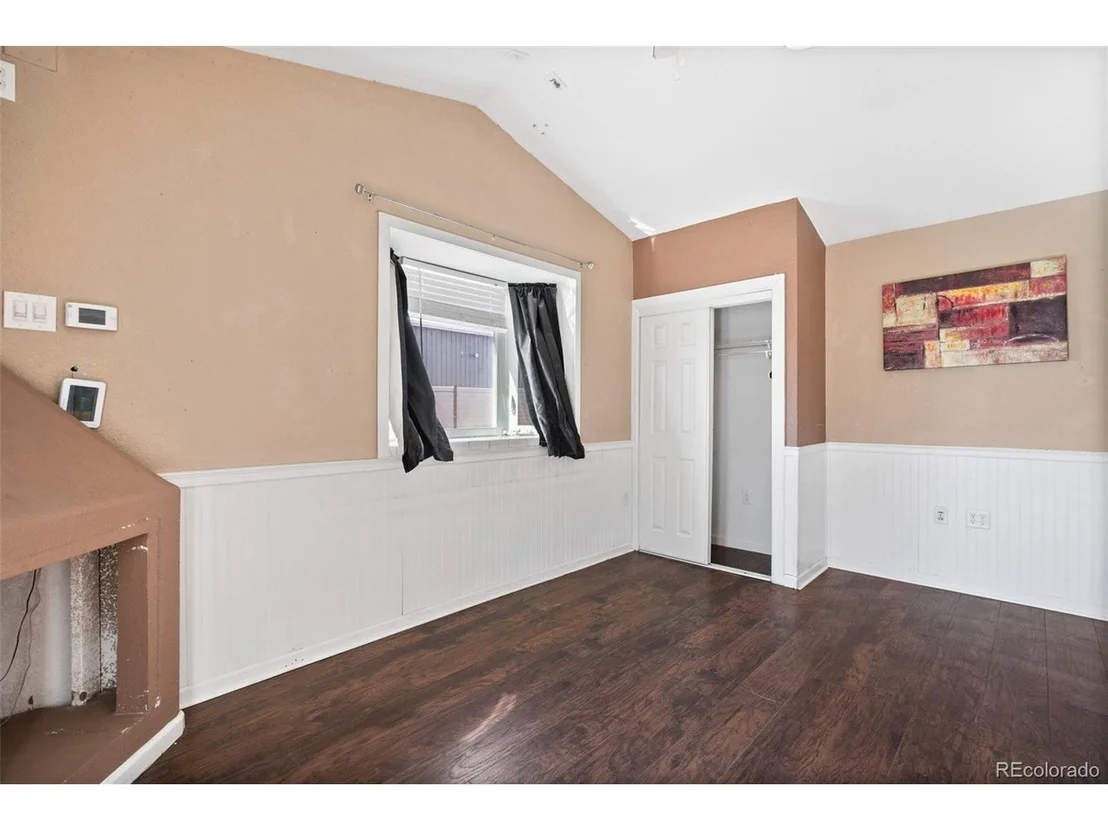 Photo of 7661 Logan St