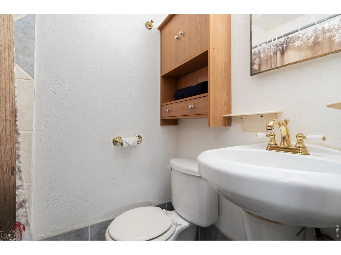 Photo of 335 Mountain View Dr