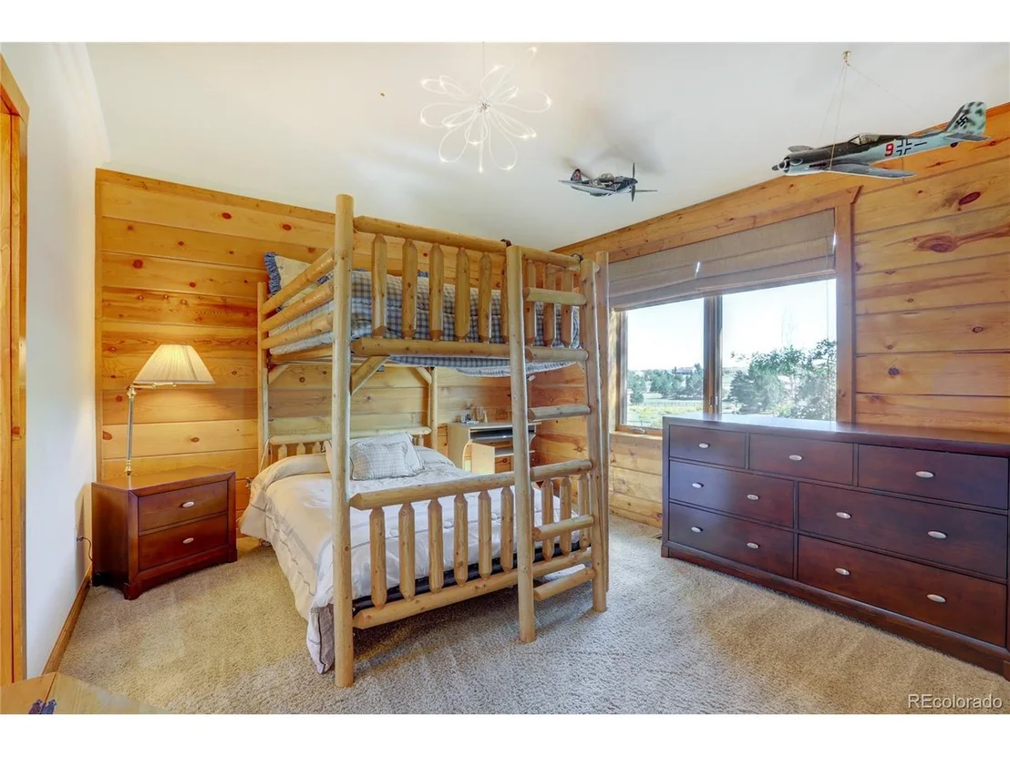 Photo of 6584 Lakeside Cir