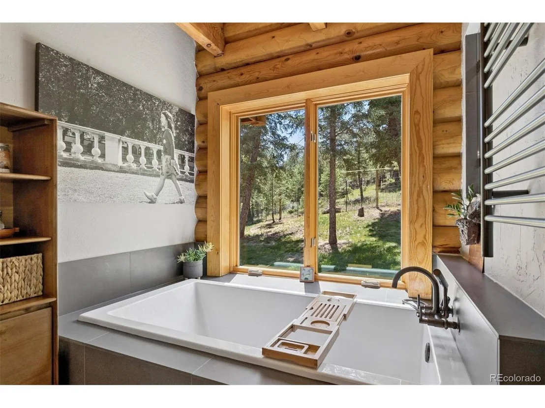 Photo of 4620 Forest Hill Rd