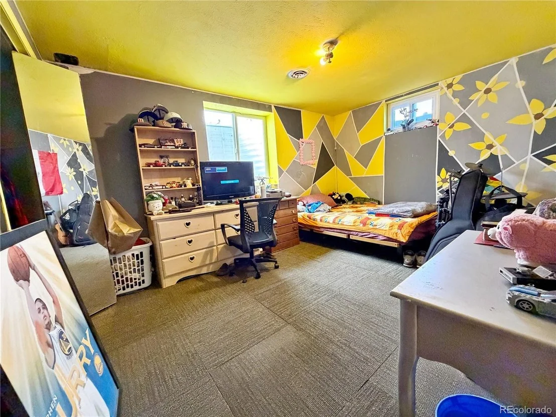 Photo of 662 Ash Ave