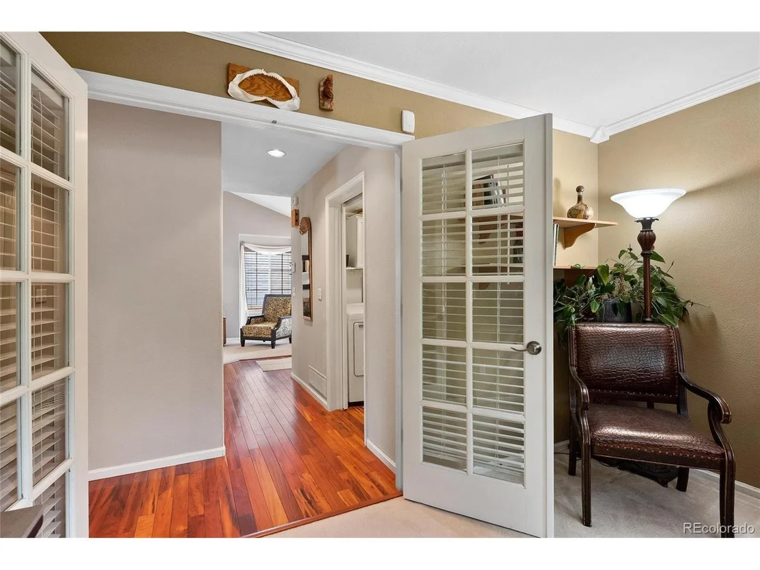 Photo of 469 Briggs Pl