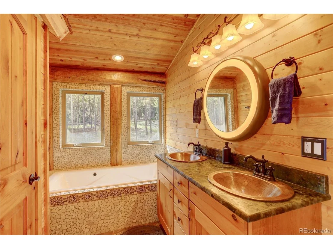 Photo of 55 Mountain Estate Dr