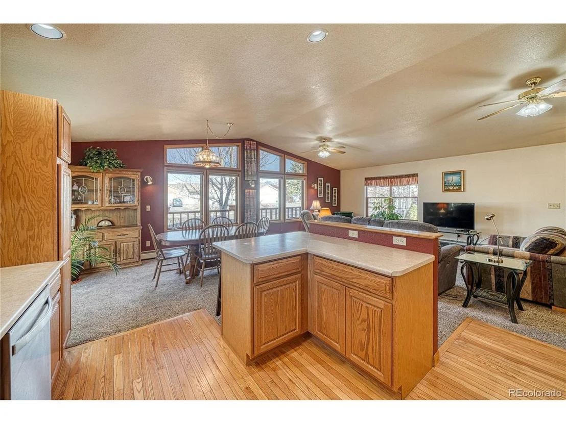 Photo of 1 Silver Spruce Dr