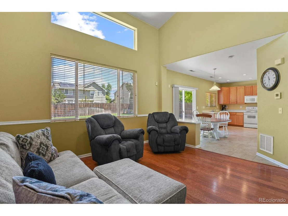 Photo of 335 Andrew Dr