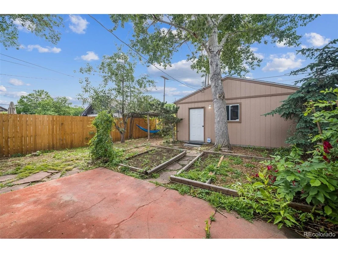 Photo of 3024 W Denver Pl