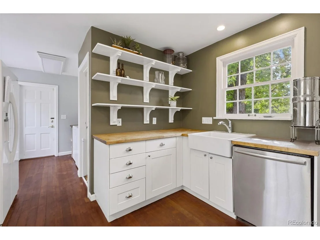 Photo of 1605 Montview Blvd