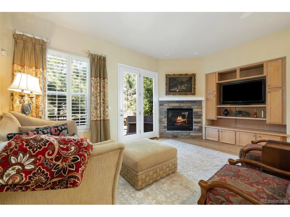 Photo of 10183 Bluffmont Dr