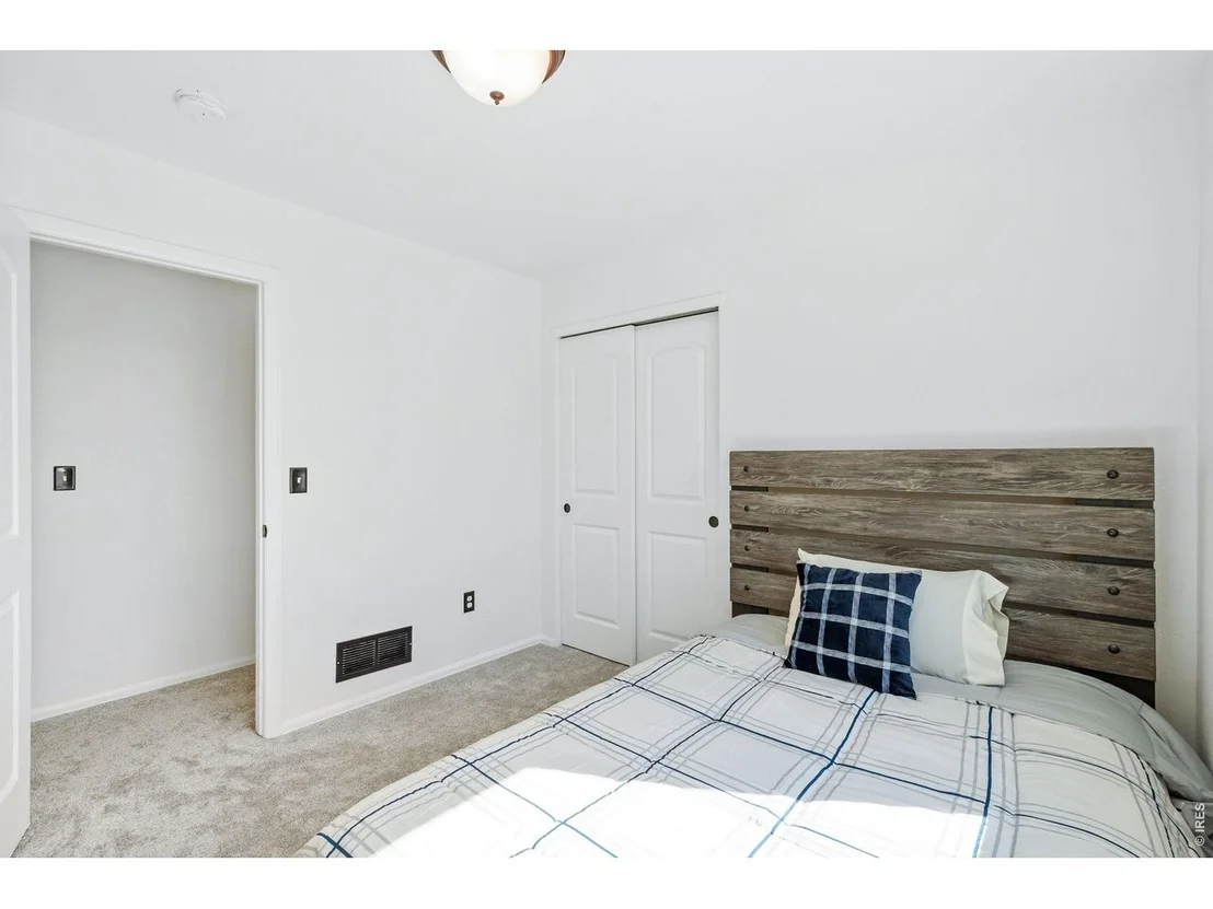 Photo of 259 Castle Dr