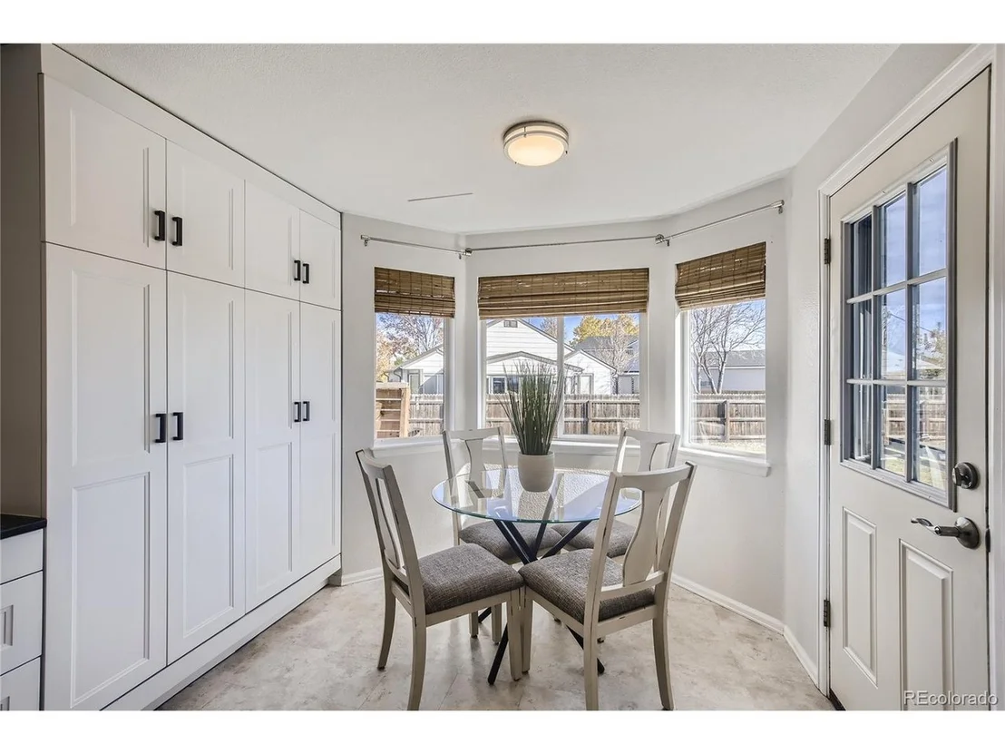 Photo of 5378 Bear Ct