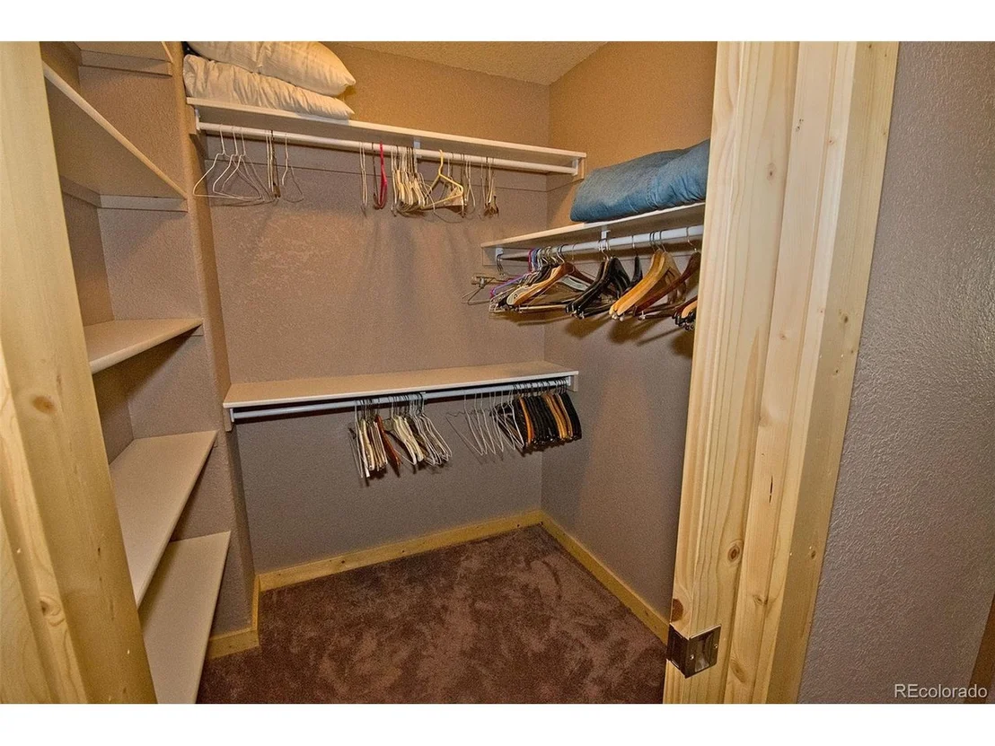 Photo of 433 Birch Rd