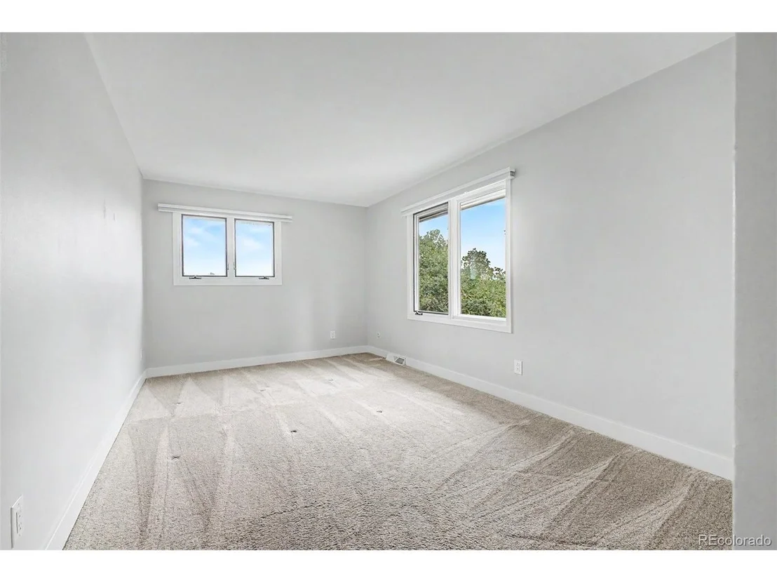 Photo of 8210 Jay Cir