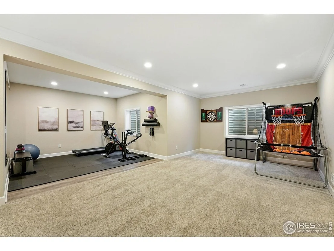 Photo of 952 Pinecliff Dr