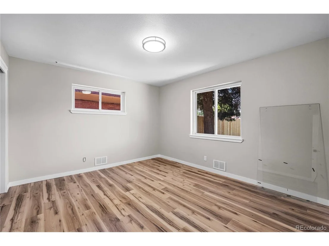 Photo of 3541 N Monaco Pkwy