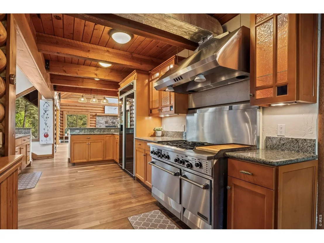 Photo of 172 Tall Pine Ln