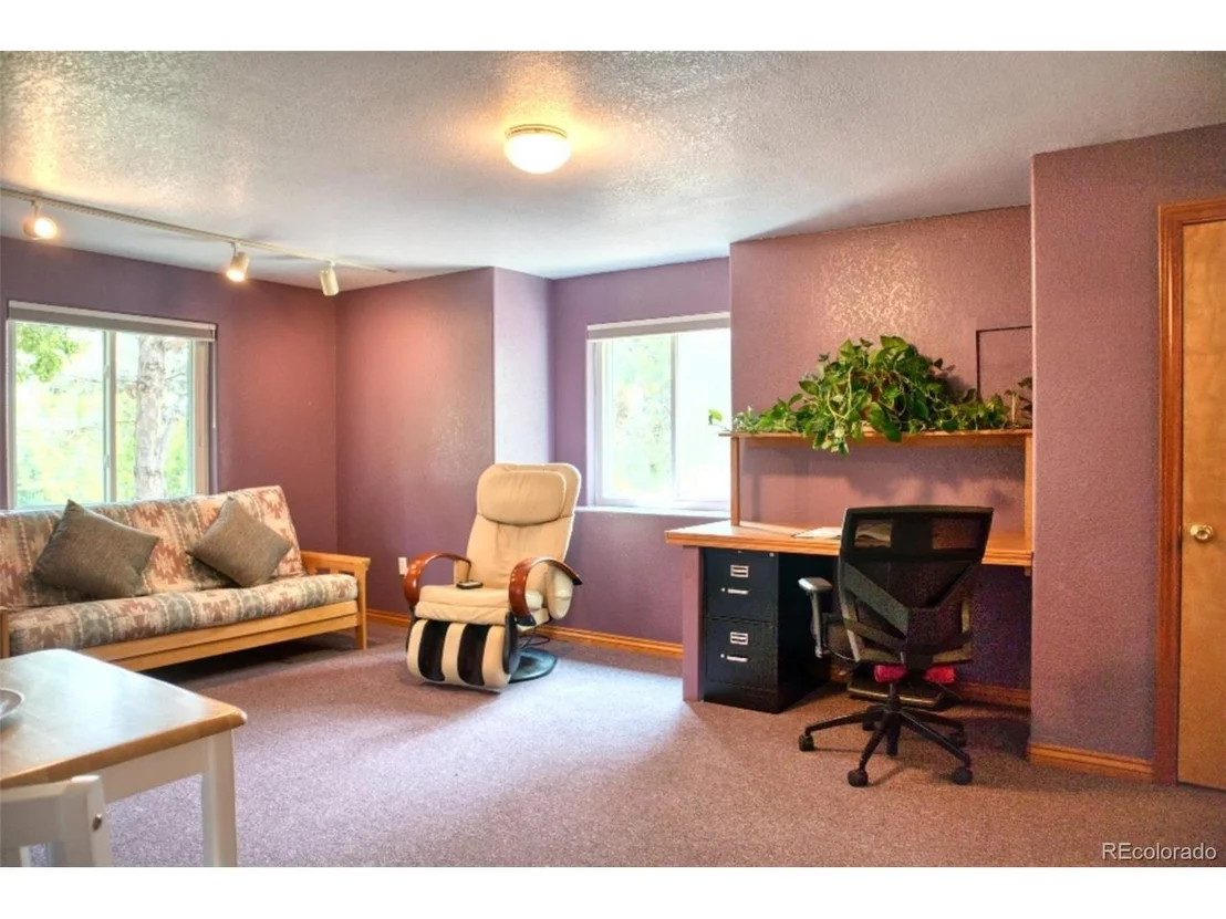 Photo of 1714 Hemlock Way