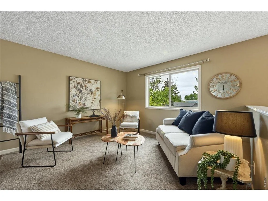 Photo of 30 Tulip Ct