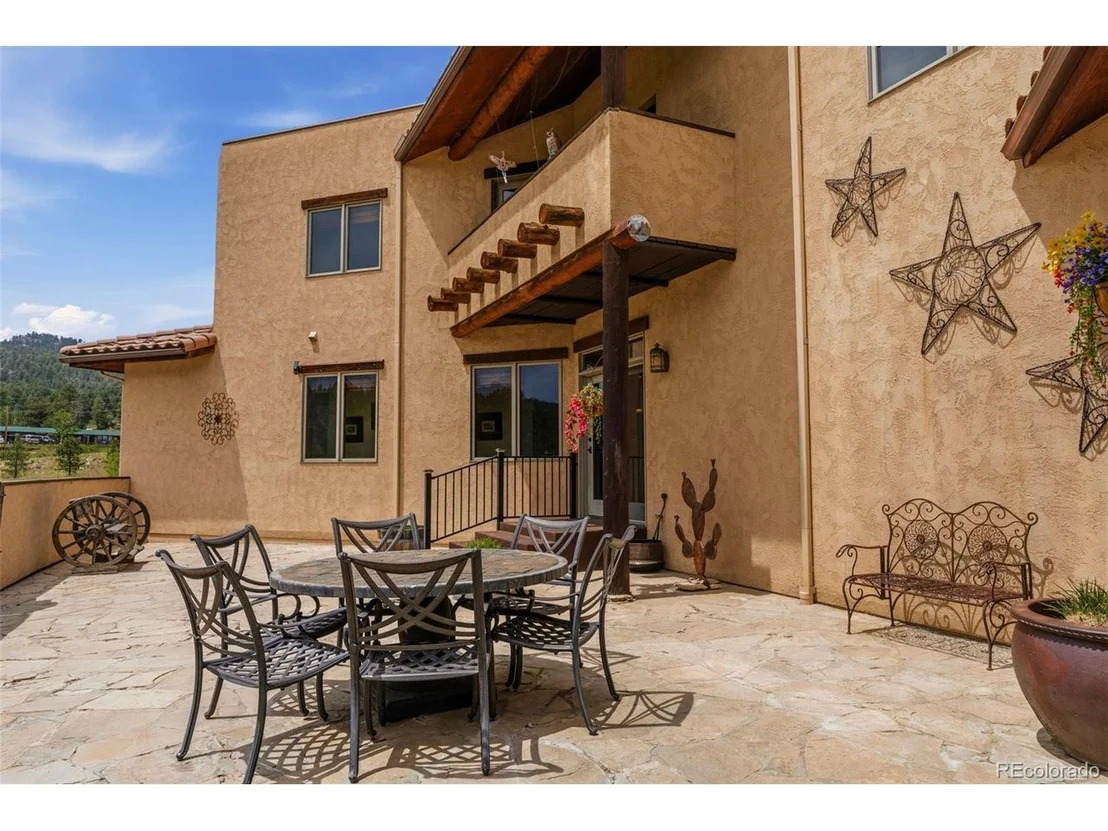 Photo of 28098 Green Valley Ln