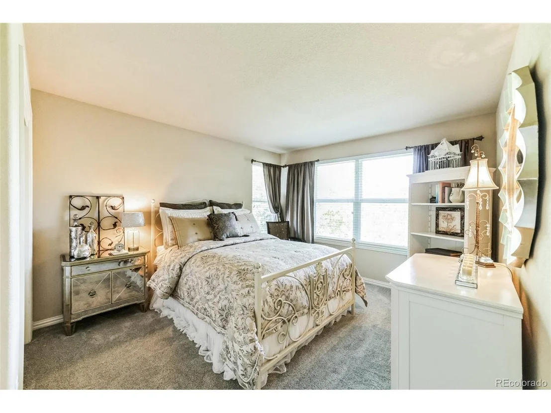 Photo of 1049 Timbercrest Dr