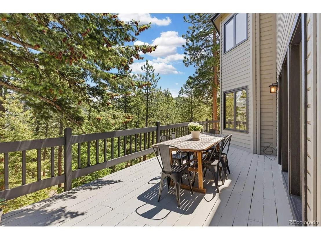 Photo of 6159 S Skyline Dr