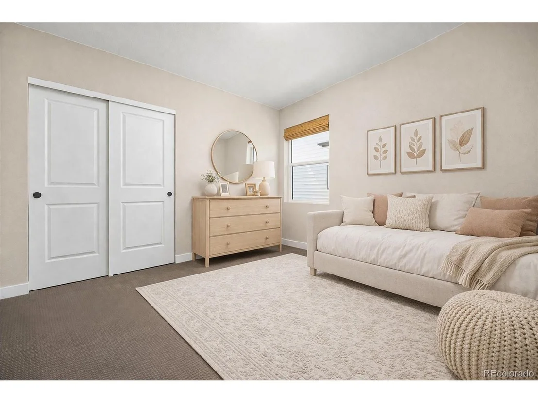 Photo of 5426 Riverbend Ave